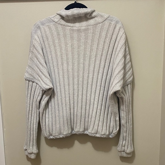 Elegant Cream Women's Cowl Neck Crop Sweater - Picture 3 of 12